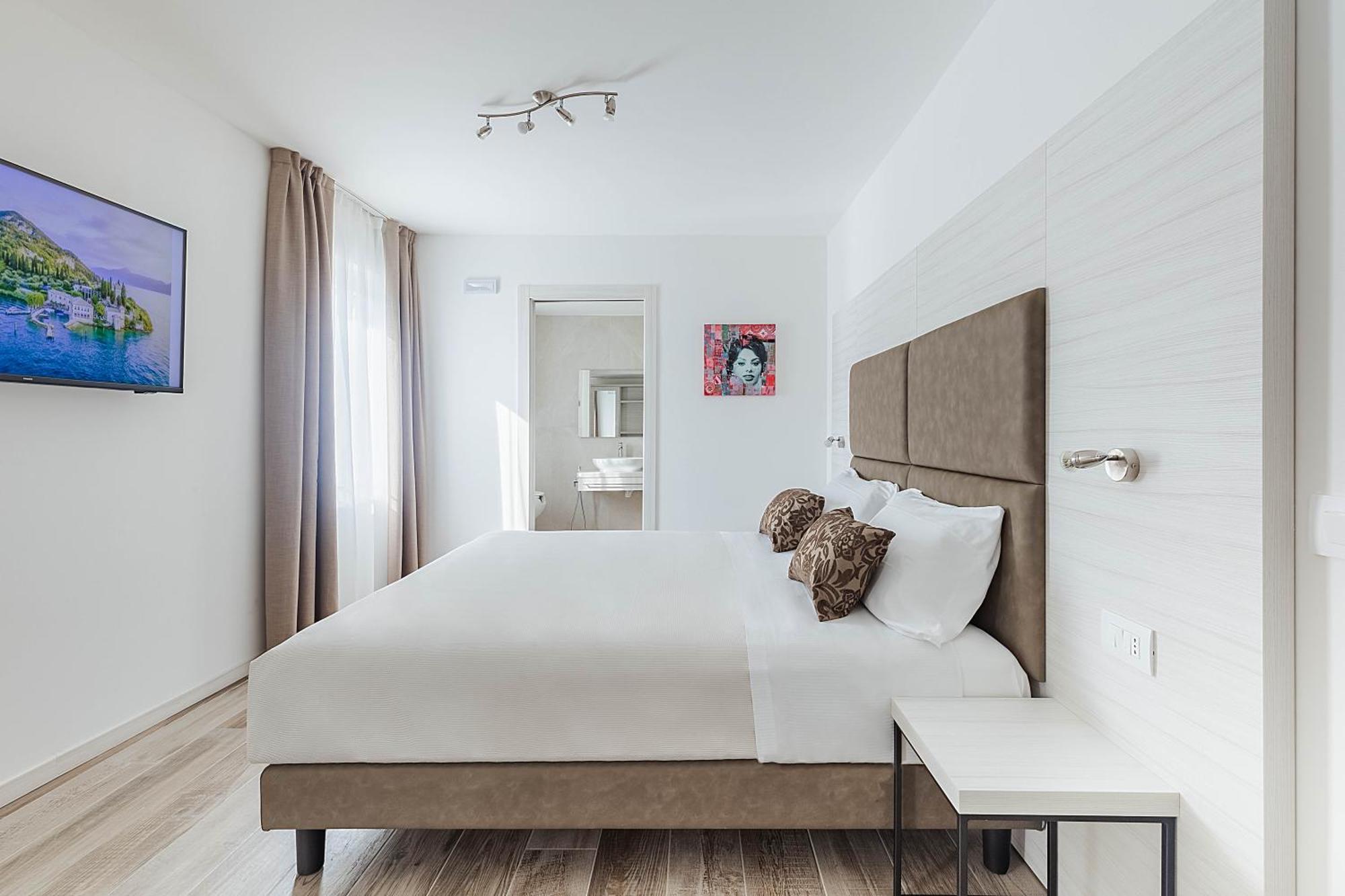 Hotel Giardinetto การ์ดา ภายนอก รูปภาพ