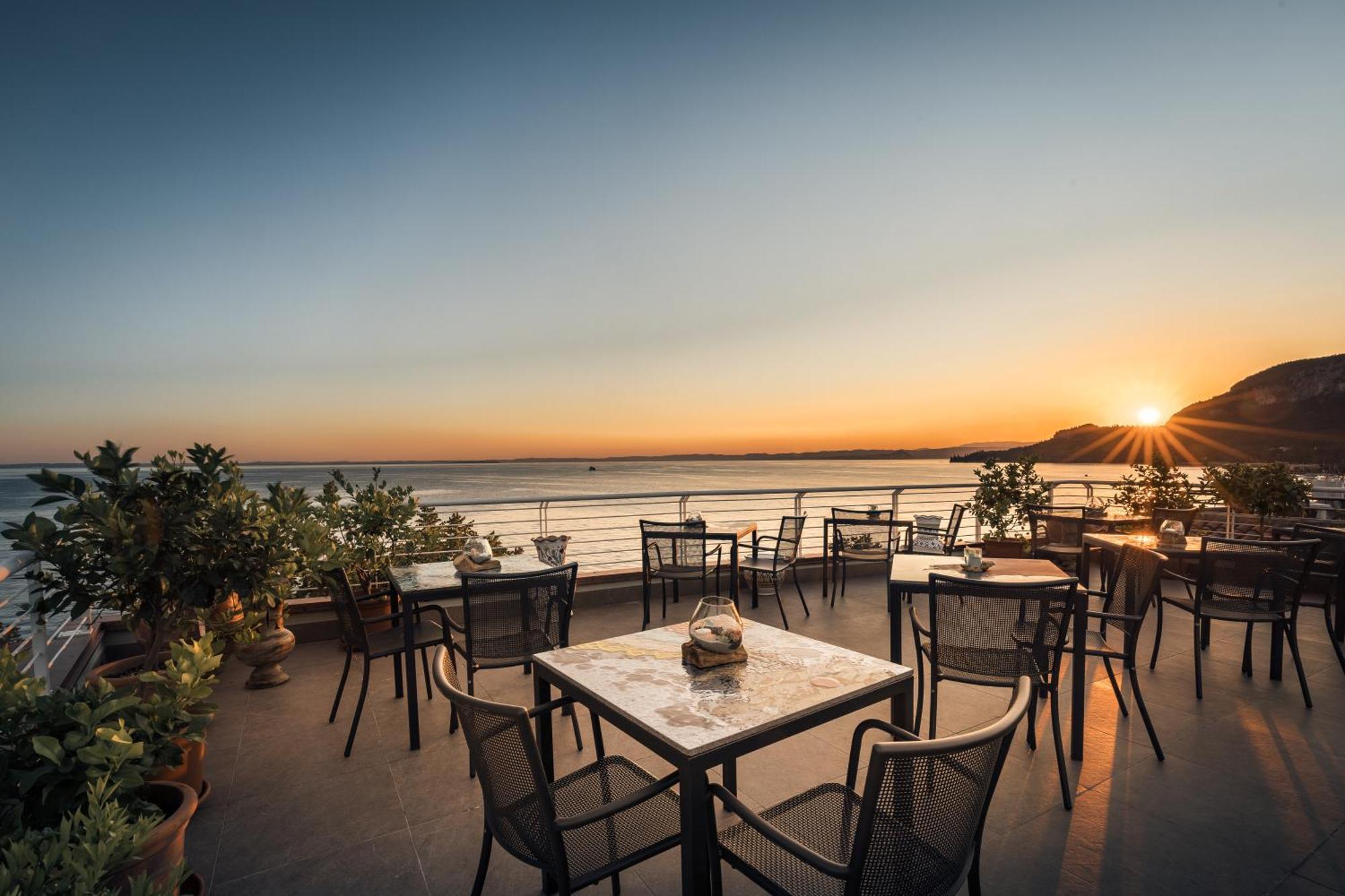 Hotel Giardinetto การ์ดา ภายนอก รูปภาพ