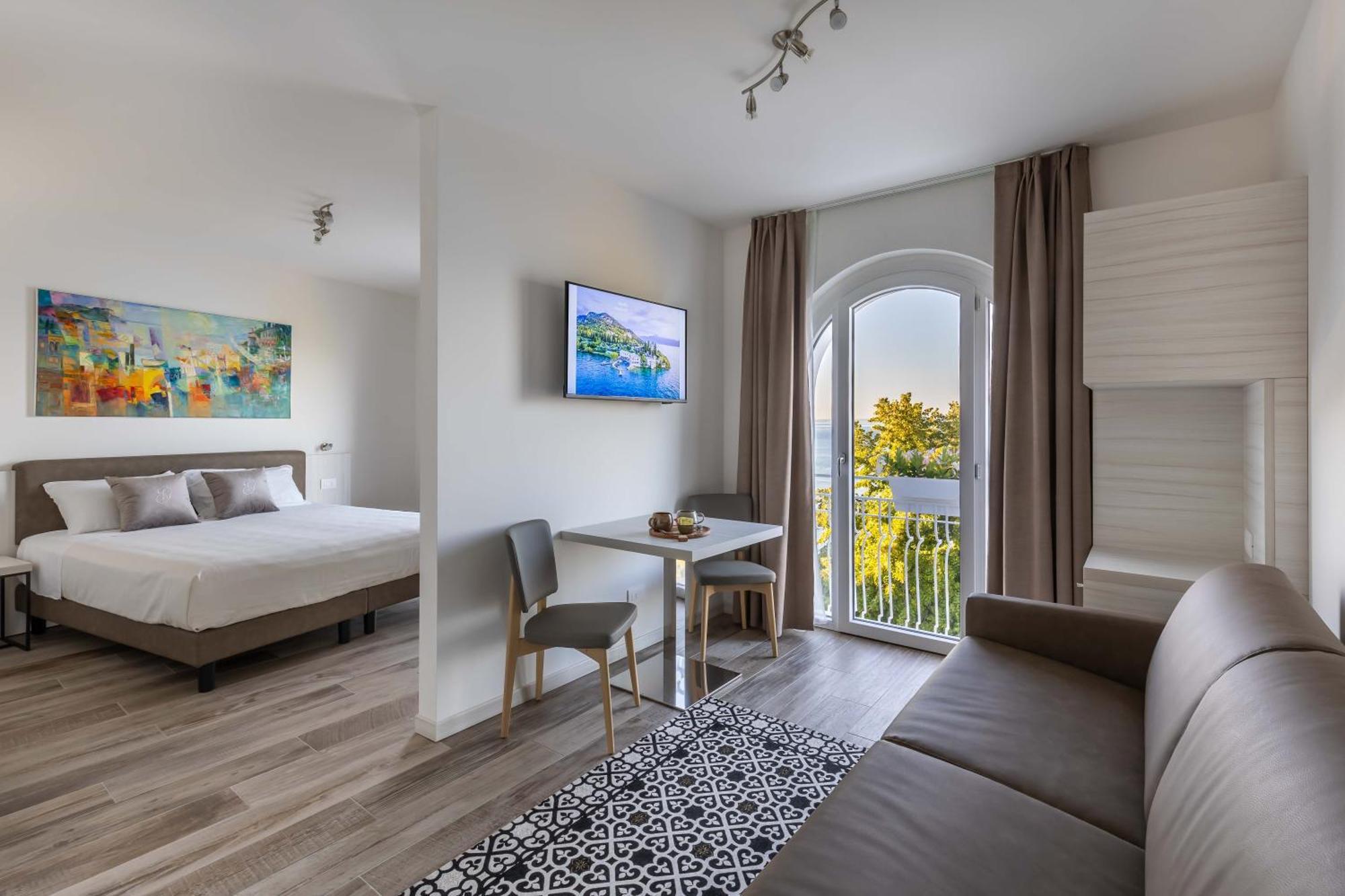 Hotel Giardinetto การ์ดา ภายนอก รูปภาพ
